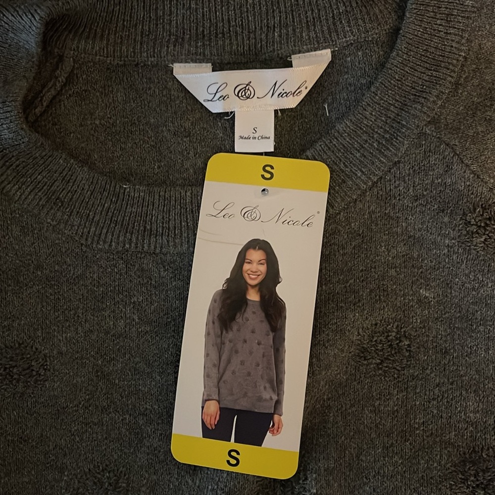 🚨New Leo & Nicole Ladies' Polka polka-dot crew-neck  Textured Circles - Picture 3 of 4